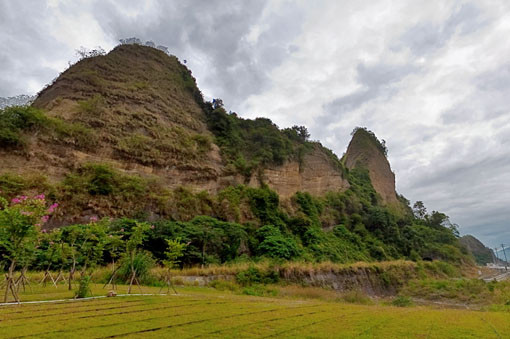 十八羅漢山