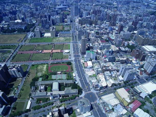 捷運凹仔底站