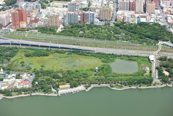 洲仔濕地公園