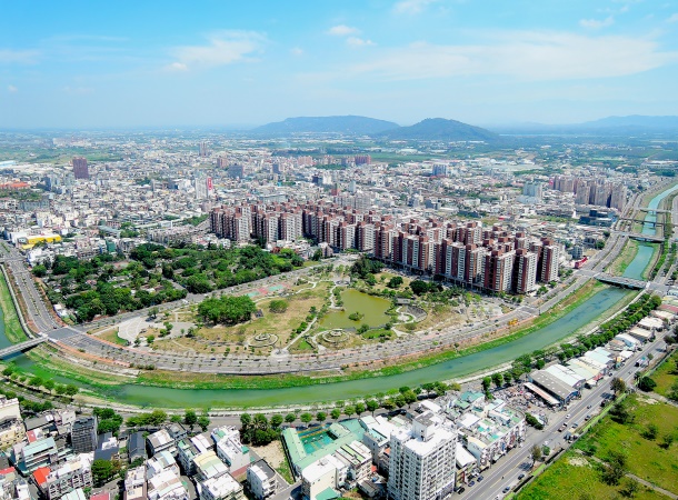 岡山河堤公園