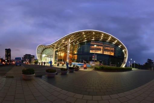 高雄世貿展覽館(夜景)